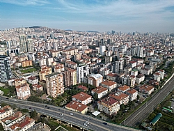 TİCARİ GAYRİMENKULLERİ DÖNÜŞTÜRMEYE BAŞLASAK 20 YILA İHTİYACIMIZ VAR